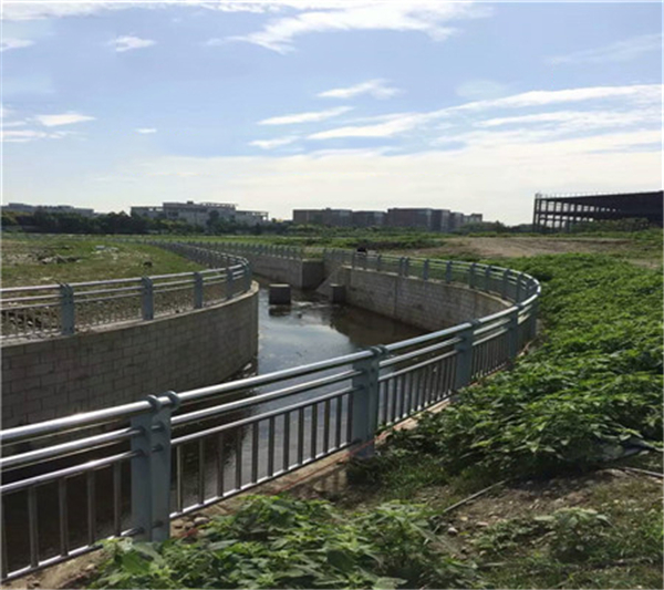 内江不锈钢复合管河道景观护栏